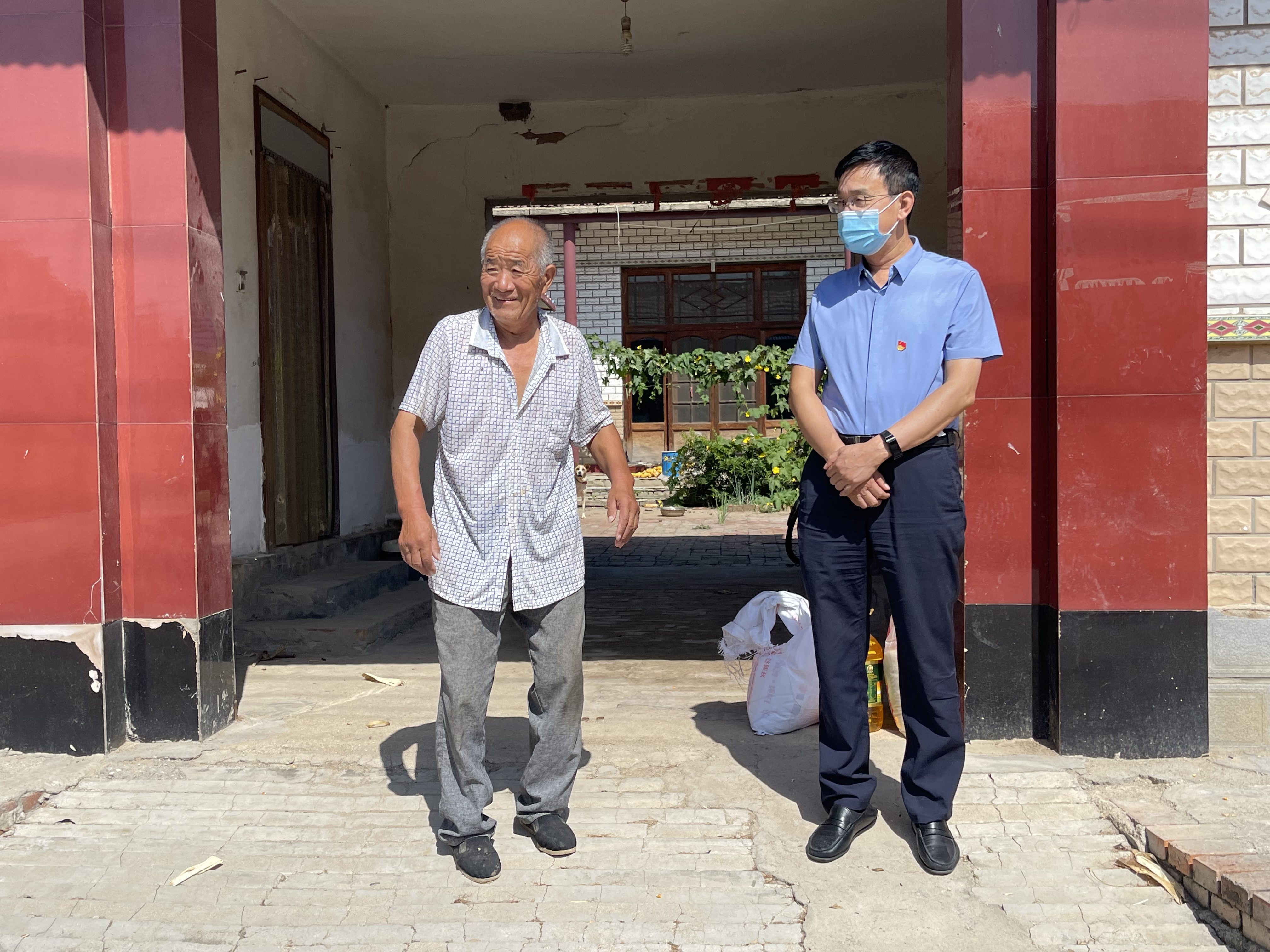 婷婷伊人五月天色综合激情网_欧美—区二区在线观看_韩国禁欲系高级感电影_九九影院在线观看免费最新电视剧_无人区高清电影免费观看.......开展“迎中秋•送温暖”活动(图2)