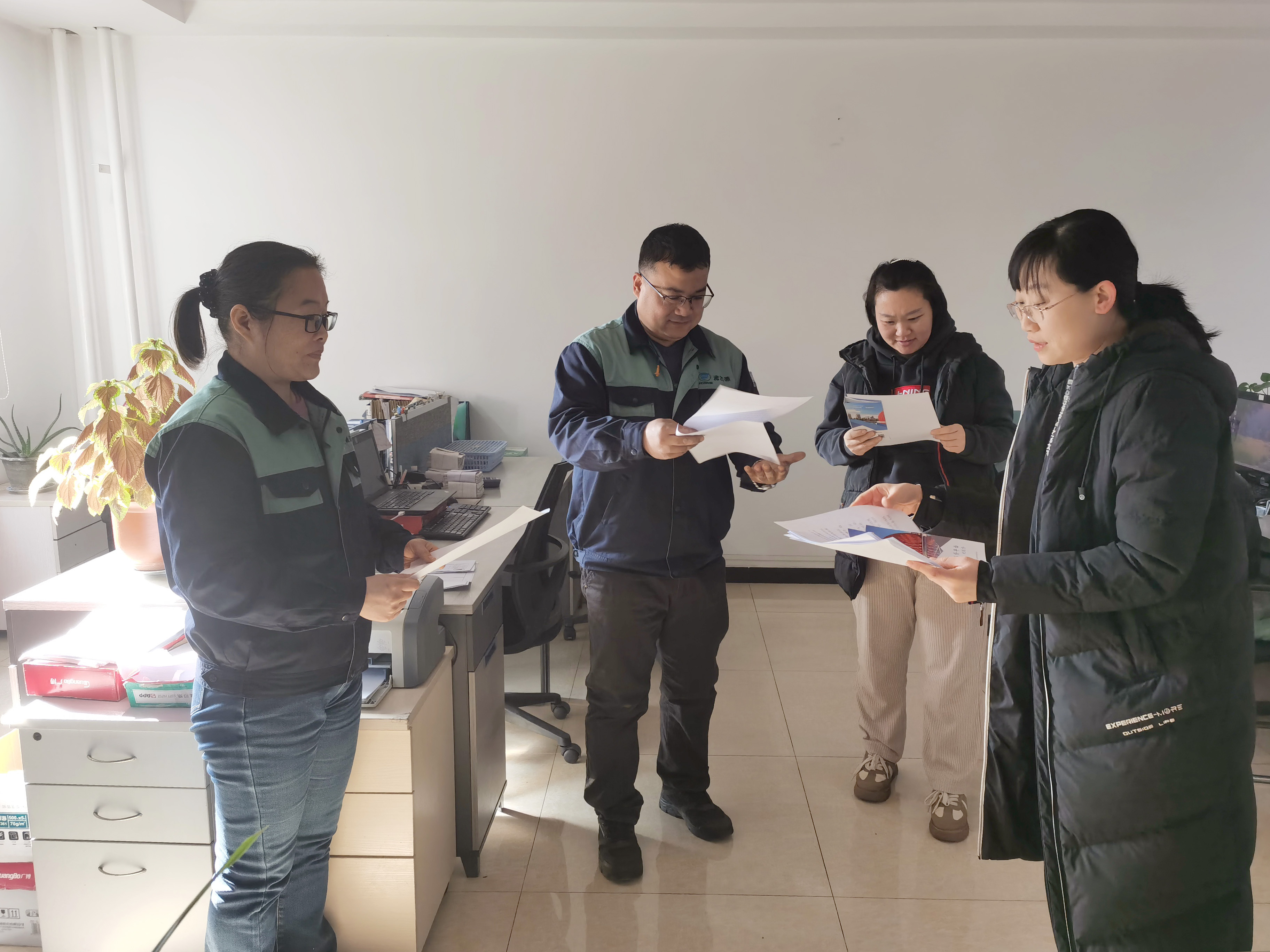 图片2.jpg 图片2.jpg