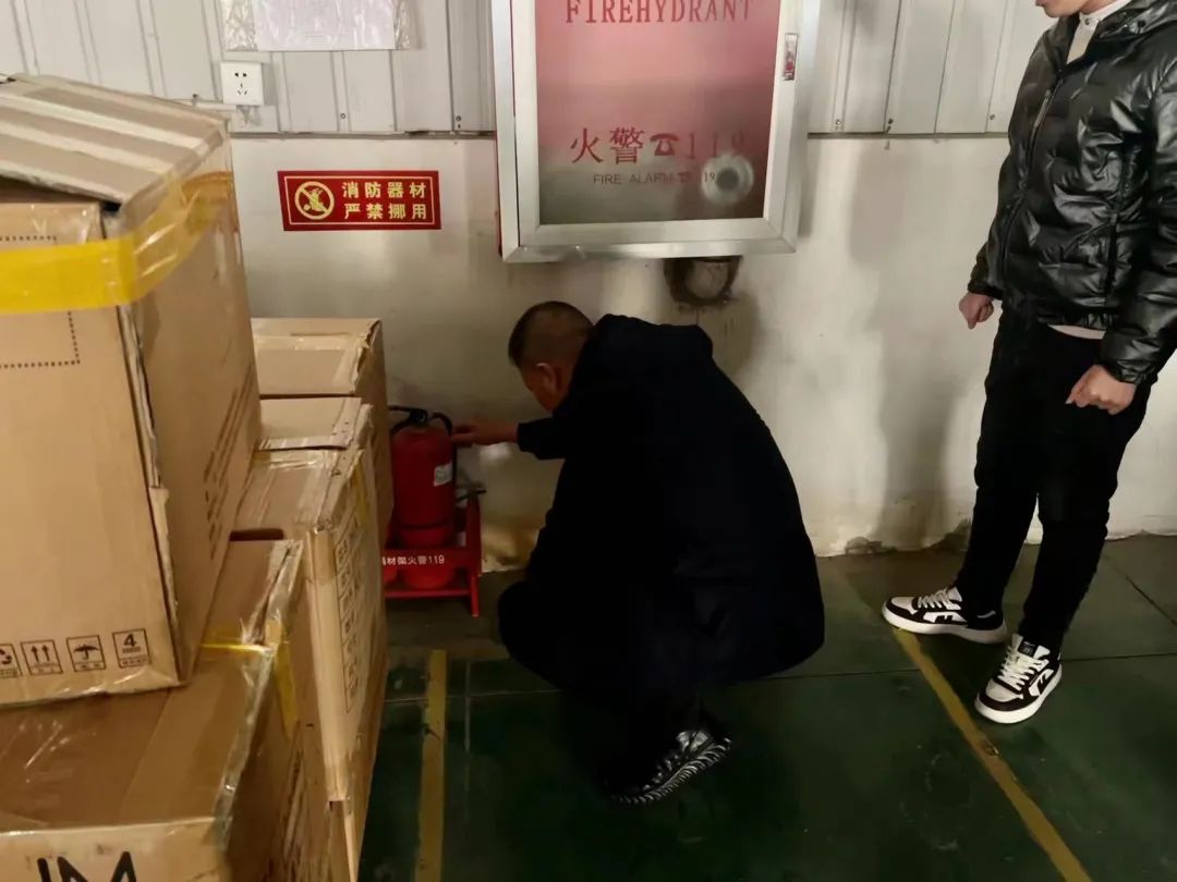 婷婷伊人五月天色综合激情网_欧美—区二区在线观看_韩国禁欲系高级感电影_九九影院在线观看免费最新电视剧_无人区高清电影免费观看.......领导深入企业开展春节重点时期安全排查(图6)