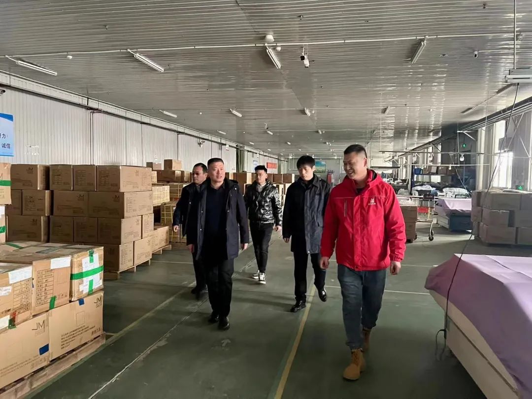 婷婷伊人五月天色综合激情网_欧美—区二区在线观看_韩国禁欲系高级感电影_九九影院在线观看免费最新电视剧_无人区高清电影免费观看.......领导深入企业开展春节重点时期安全排查(图3)