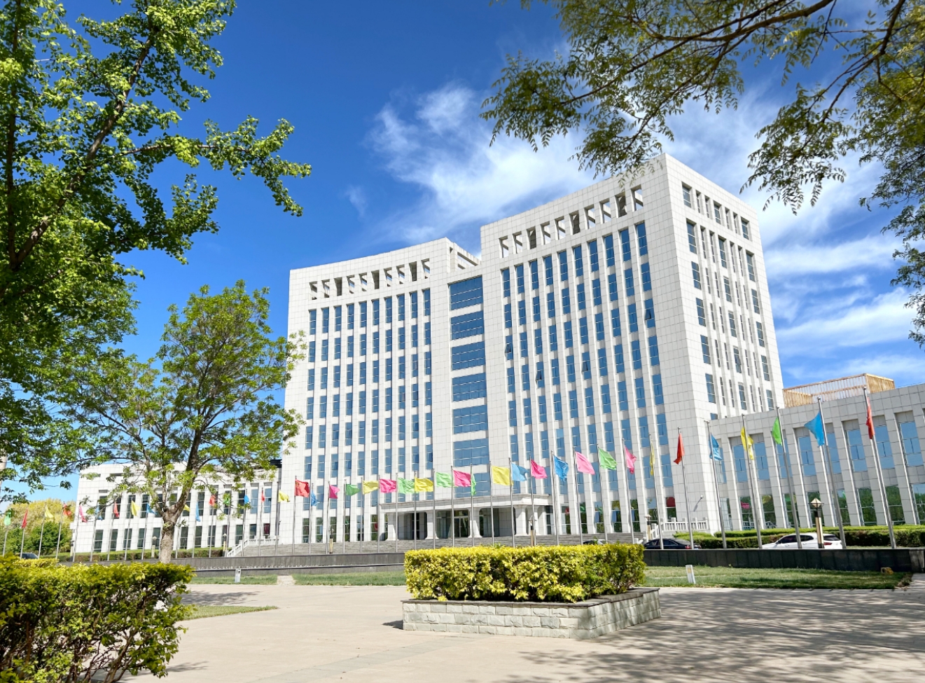 看，婷婷伊人五月天色综合激情网_欧美—区二区在线观看_韩国禁欲系高级感电影_九九影院在线观看免费最新电视剧_无人区高清电影免费观看.......“春色满园”！(图10)