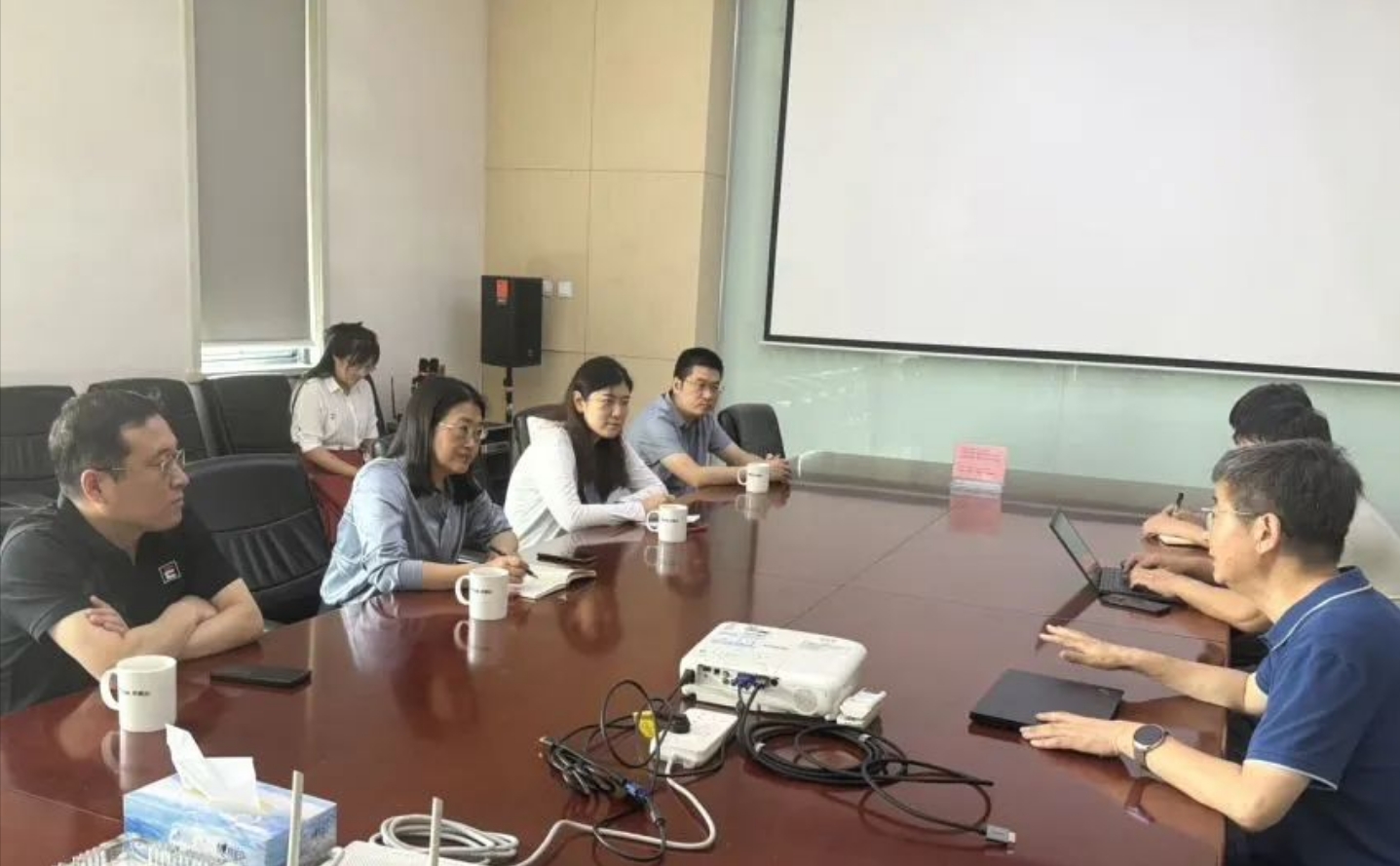 定州市驻天津招商联络处到婷婷伊人五月天色综合激情网_欧美—区二区在线观看_韩国禁欲系高级感电影_九九影院在线观看免费最新电视剧_无人区高清电影免费观看.......考察交流(图1)