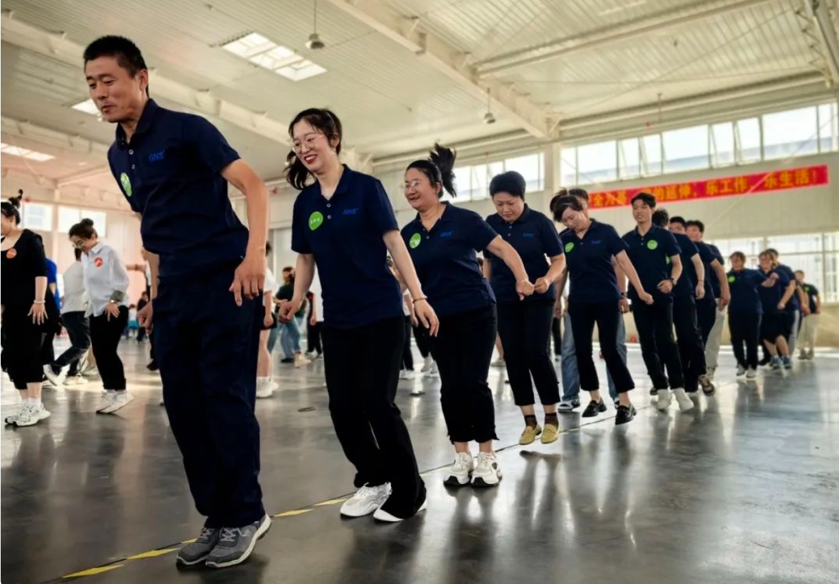 婷婷伊人五月天色综合激情网_欧美—区二区在线观看_韩国禁欲系高级感电影_九九影院在线观看免费最新电视剧_无人区高清电影免费观看.......固诺实业举办2024“家企同舟”游园会活动(图3)
