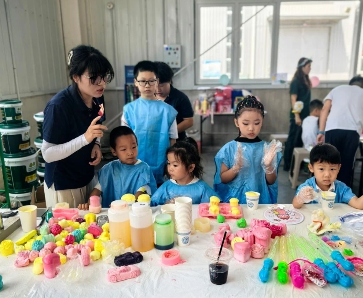 婷婷伊人五月天色综合激情网_欧美—区二区在线观看_韩国禁欲系高级感电影_九九影院在线观看免费最新电视剧_无人区高清电影免费观看.......固诺实业举办2024“家企同舟”游园会活动(图11)