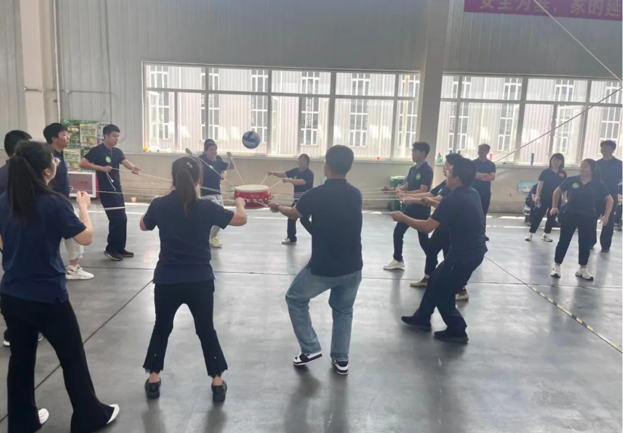 婷婷伊人五月天色综合激情网_欧美—区二区在线观看_韩国禁欲系高级感电影_九九影院在线观看免费最新电视剧_无人区高清电影免费观看.......固诺实业举办2024“家企同舟”游园会活动(图5)