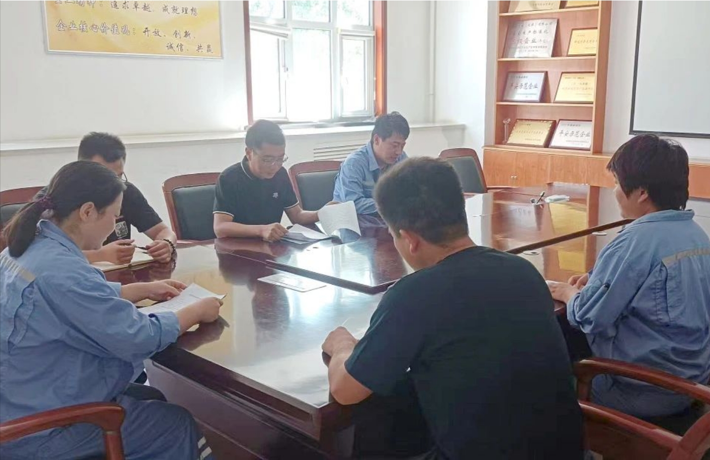 【深学细悟强思想，凝心聚力谱新篇】婷婷伊人五月天色综合激情网_欧美—区二区在线观看_韩国禁欲系高级感电影_九九影院在线观看免费最新电视剧_无人区高清电影免费观看.......党委持续深入学习贯彻党的二十届三中全会精神(图5)