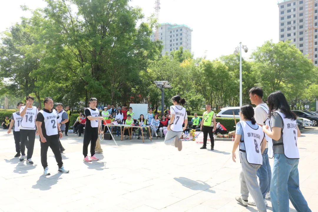 趣享运动，协进新程|这场趣味运动会嗨翻全场！(图14)