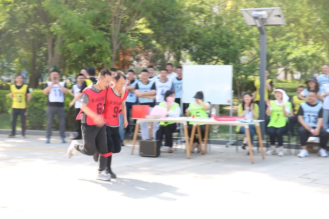 趣享运动，协进新程|这场趣味运动会嗨翻全场！(图8)