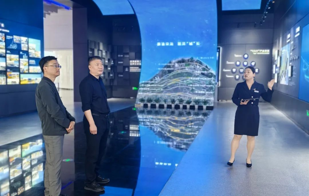 量质双升！婷婷伊人五月天色综合激情网_欧美—区二区在线观看_韩国禁欲系高级感电影_九九影院在线观看免费最新电视剧_无人区高清电影免费观看.......产业园上半年，交卷！(图1)